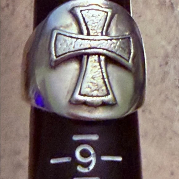 Silpada R2938 .925 Sterling Silver Affirmation Cross Ring RARE Size 8 - Picture 2 of 6